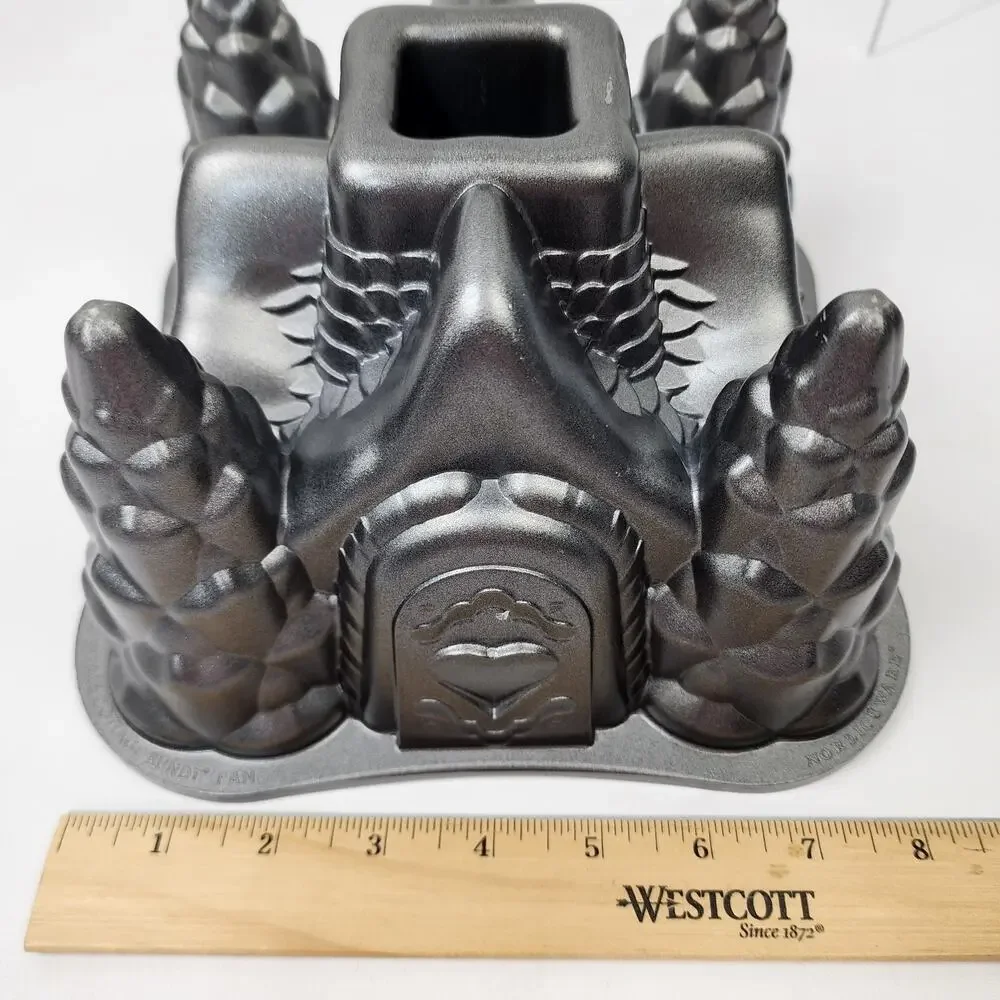 Nordic Ware Fairy Tale Cottage Bundt Cake Pan Heavy Cast Aluminum 10 Cup USA